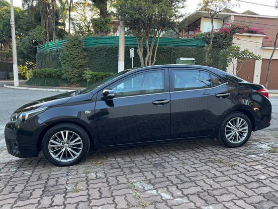 TOYOTA COROLLA 2.0 ALTIS 16V FLEX 4P AUTOMÁTICO TOYOTA COROLLA 2.0 ALTIS 16V FLEX 4P AUTOMÁTICO